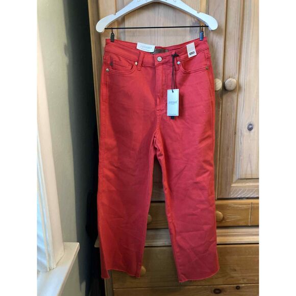 Judy Blue | NWT Red High Waist Tummy Control Cropped Denim Jeans | Size 29 - Picture 2 of 8